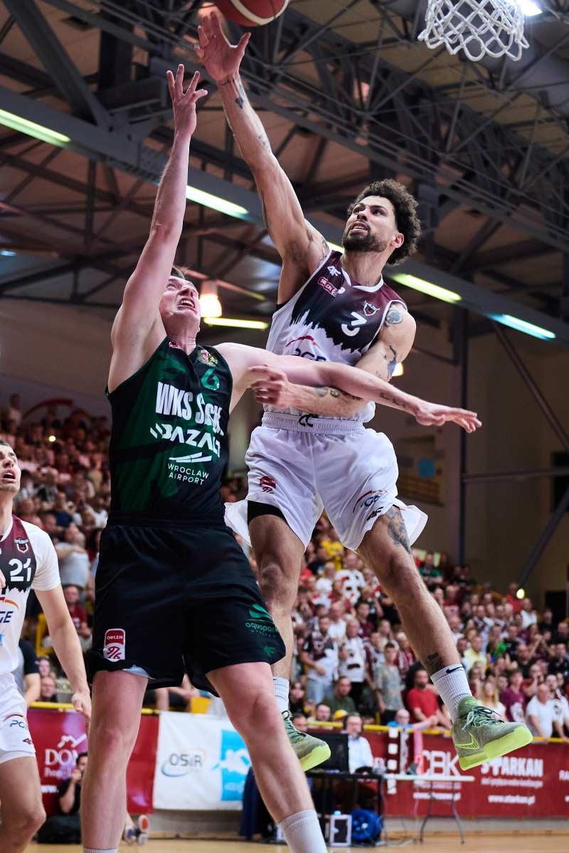 Mecz Spójnia Stargard - Śląsk Wrocław. Mecz nr 1