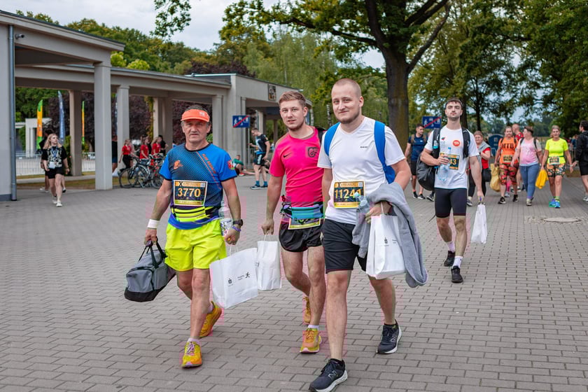 10. PKO Nocny Wrocław Półmaraton – zobaczcie zdjęcia uczestników tuż przed startem