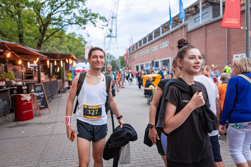 10. PKO Nocny Wrocław Półmaraton – zobaczcie zdjęcia uczestników tuż przed startem