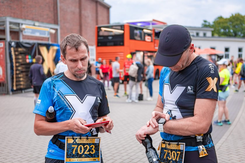 10. PKO Nocny Wrocław Półmaraton – zobaczcie zdjęcia uczestników tuż przed startem