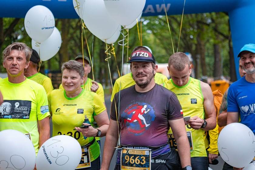 10. PKO Nocny Wrocław Półmaraton – zobaczcie zdjęcia uczestników tuż przed startem