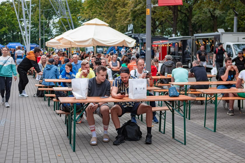 10. PKO Nocny Wrocław Półmaraton – zobaczcie zdjęcia uczestników tuż przed startem