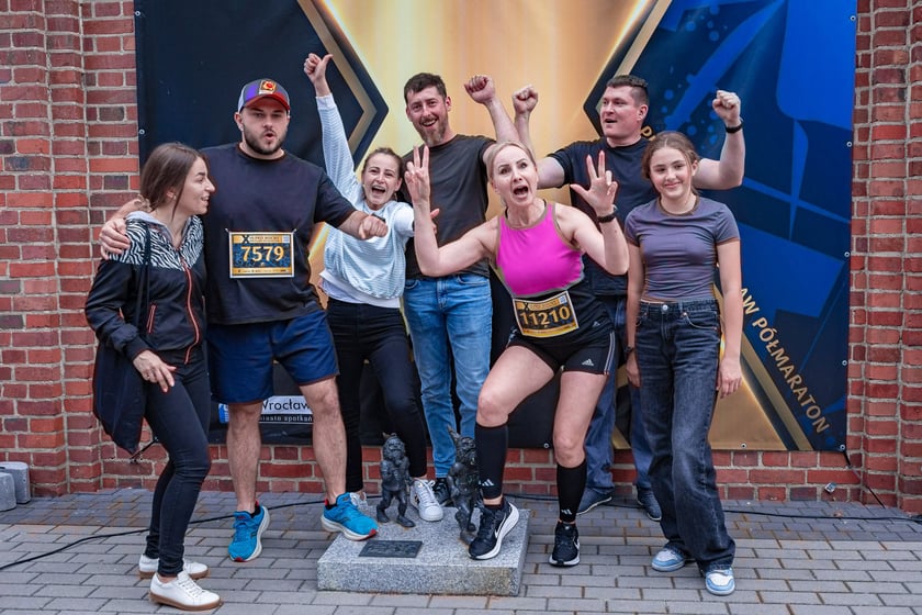 10. PKO Nocny Wrocław Półmaraton – zobaczcie zdjęcia uczestników tuż przed startem