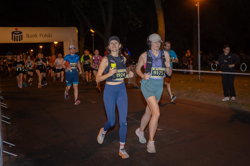 10. PKO Nocny Wrocław Półmaraton. Zdjęcia zawodników