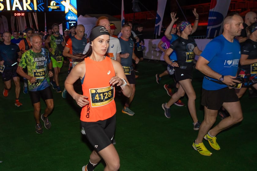 10. PKO Nocny Wrocław Półmaraton. Zdjęcia zawodników