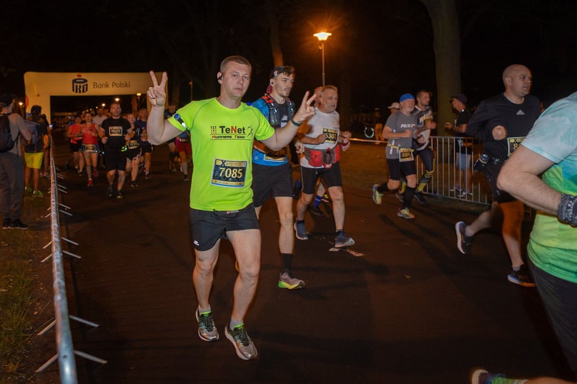 10. PKO Nocny Wrocław Półmaraton. Zdjęcia zawodników