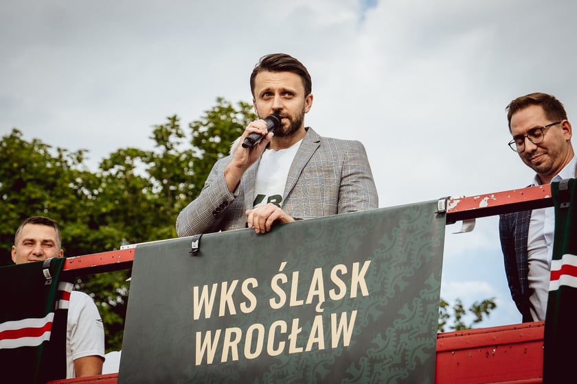 Oficjalna prezentacja pierwszego zespołu Śląska Wrocław. Plac Wolności we Wrocławiu