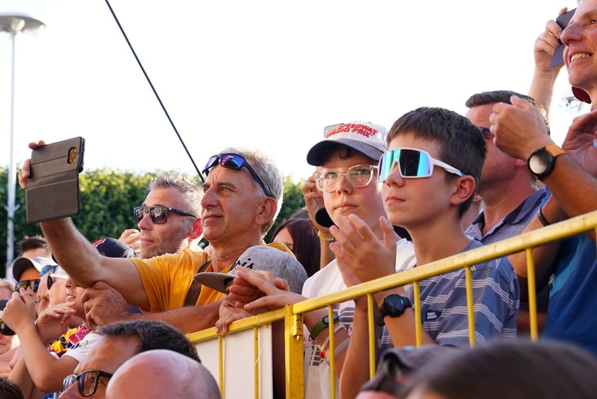Oficjalna prezentacja drużyn 81. Tour de Pologne