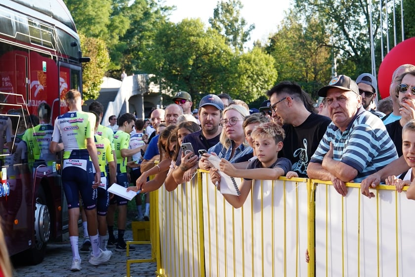 Oficjalna prezentacja drużyn 81. Tour de Pologne