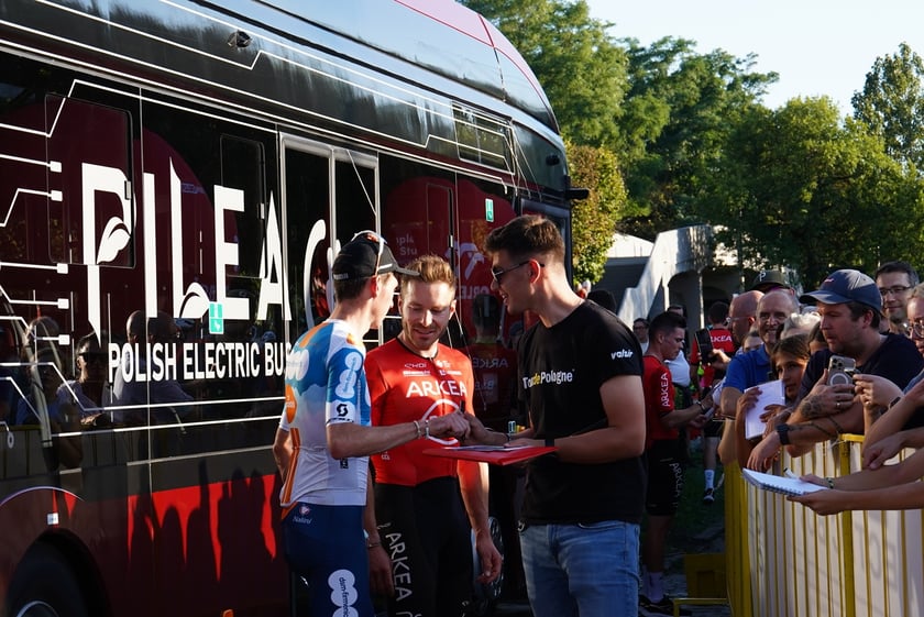 Oficjalna prezentacja drużyn 81. Tour de Pologne
