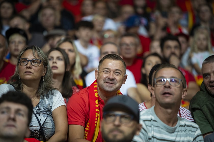 Kibice podczas meczu Betard Sparta Wrocław - GKM Grudziądz na Stadionie Olimpijskim