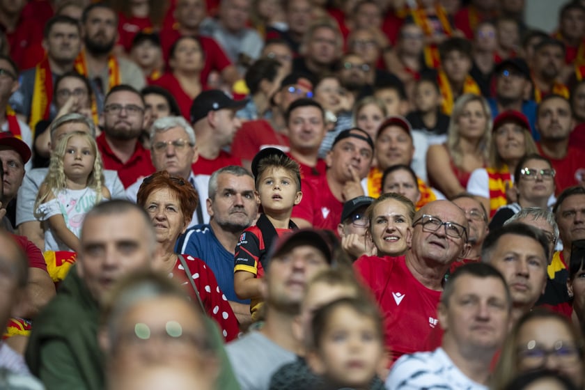 Kibice podczas meczu Betard Sparta Wrocław - GKM Grudziądz na Stadionie Olimpijskim