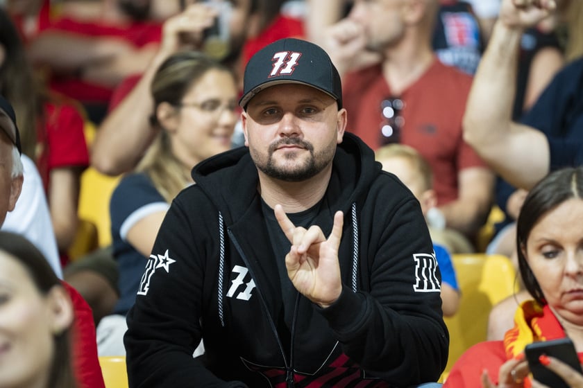 Kibice podczas meczu Betard Sparta Wrocław - GKM Grudziądz na Stadionie Olimpijskim
