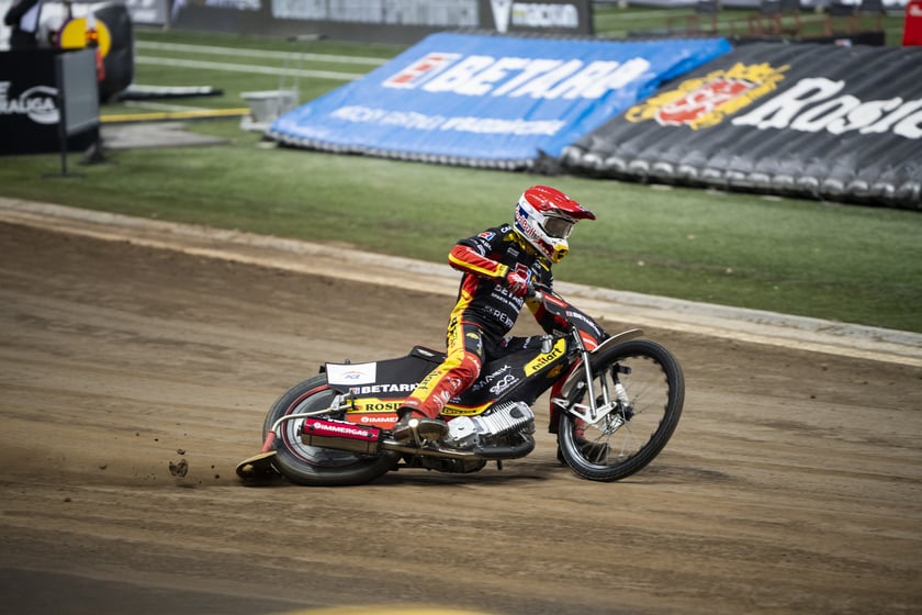 Kibice podczas meczu Betard Sparta Wrocław - GKM Grudziądz na Stadionie Olimpijskim