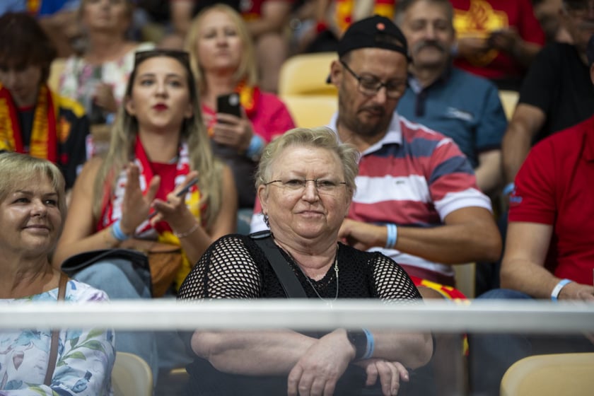 Kibice podczas meczu Betard Sparta Wrocław - GKM Grudziądz na Stadionie Olimpijskim