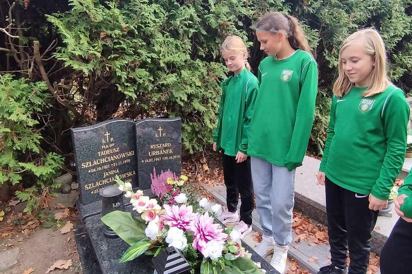 Przed dniem Wszystkich Świętych 2024
