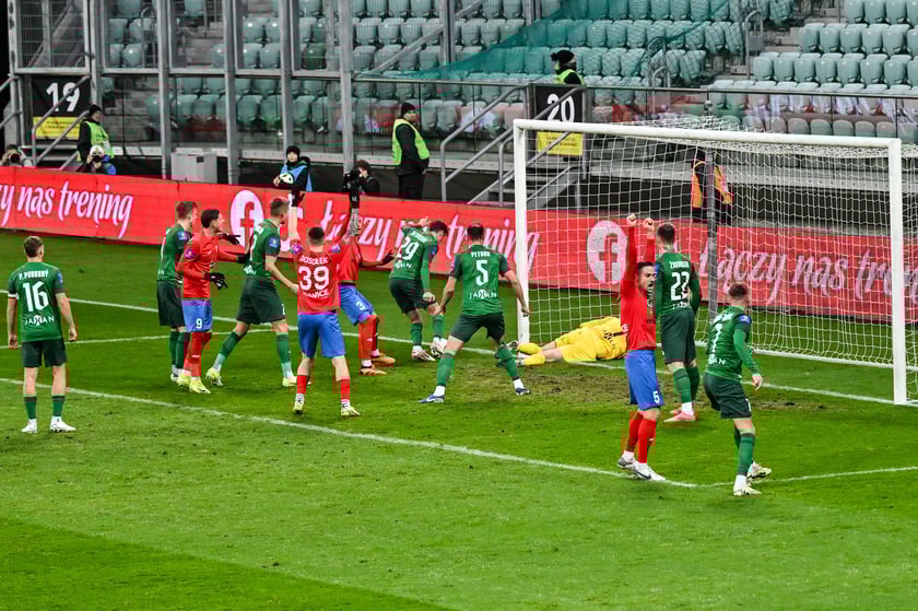 Zdjęcia z meczu Śląska z Piastem - 3 grudnia 2024