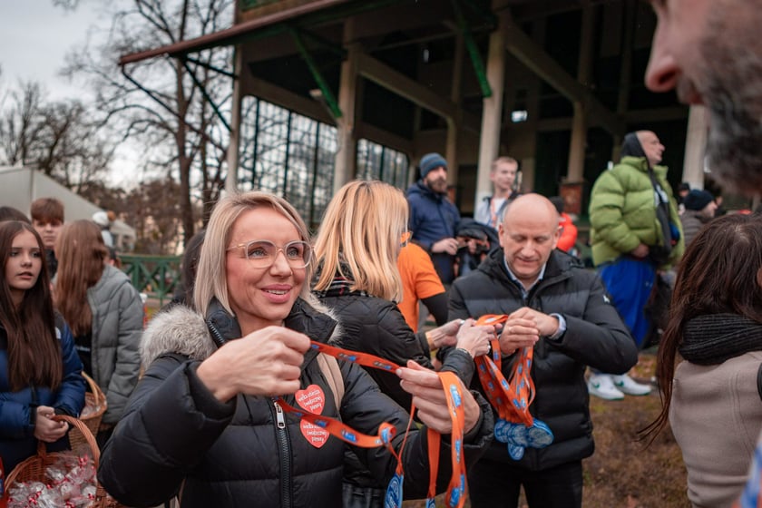 Bieg "Policz się z Cukrzycą" w ramach WOŚP, zorganizowany przez sztab #4895 Wysoka na Wrocławskim Torze Wyścig&oacute;w Konnych Partynice.