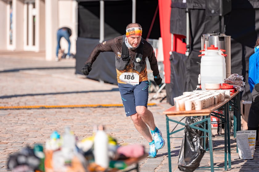 Wrocławska Trzydziestka - zdjęcia uczestników biegu na Stadionie Olimpijskim - 16 marca 2025 r.