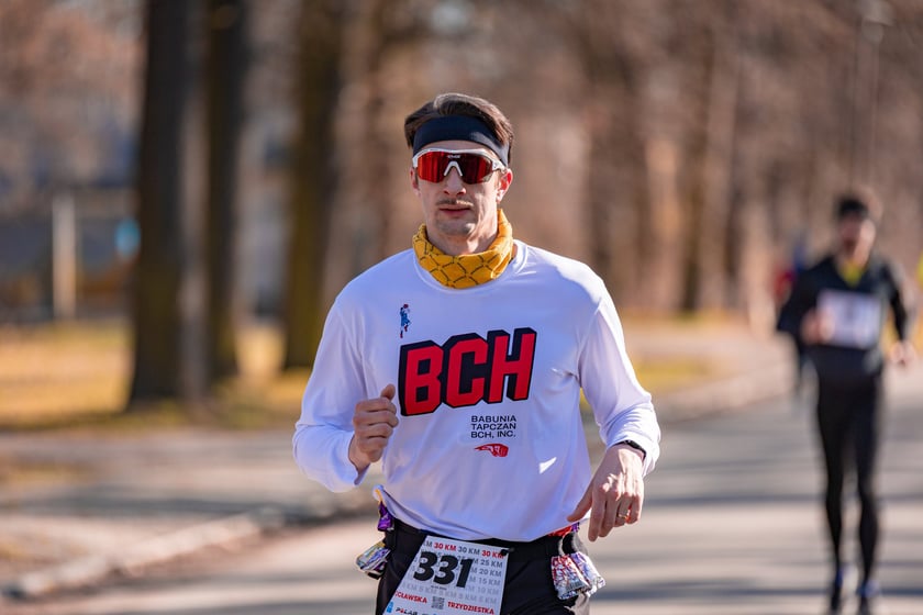 Wrocławska Trzydziestka - zdjęcia uczestników biegu na Stadionie Olimpijskim - 16 marca 2025 r.