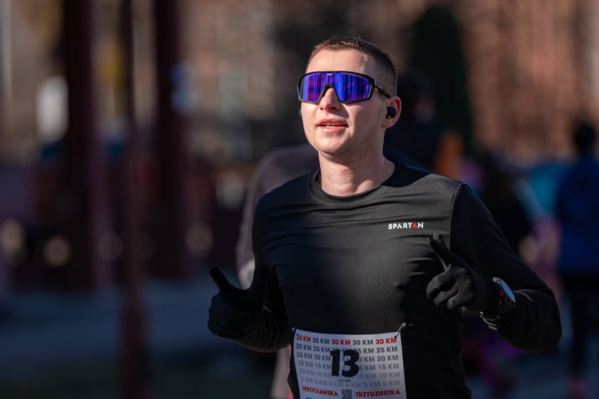 Wrocławska Trzydziestka - zdjęcia uczestników biegu na Stadionie Olimpijskim - 16 marca 2025 r.