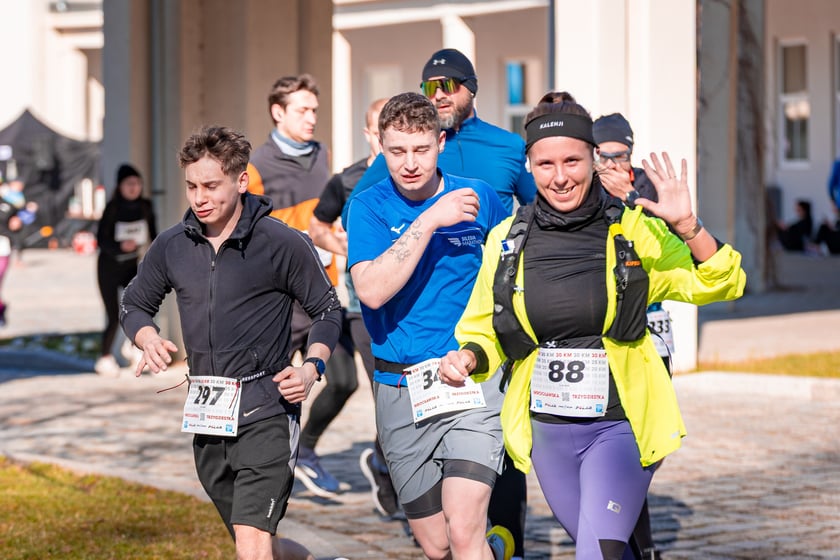 Wrocławska Trzydziestka - zdjęcia uczestników biegu na Stadionie Olimpijskim - 16 marca 2025 r.