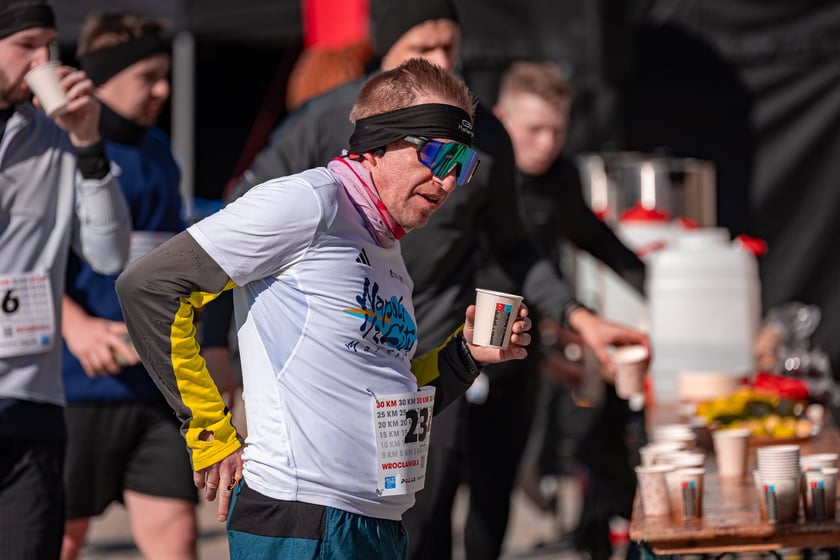 Wrocławska Trzydziestka - zdjęcia uczestników biegu na Stadionie Olimpijskim - 16 marca 2025 r.