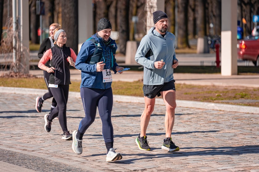 Wrocławska Trzydziestka - zdjęcia uczestników biegu na Stadionie Olimpijskim - 16 marca 2025 r.