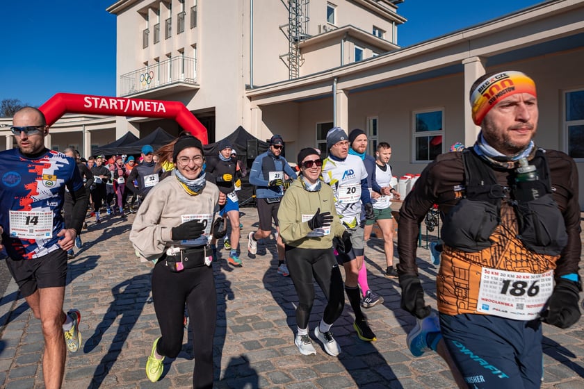 Wrocławska Trzydziestka - zdjęcia uczestników biegu na Stadionie Olimpijskim - 16 marca 2025 r.