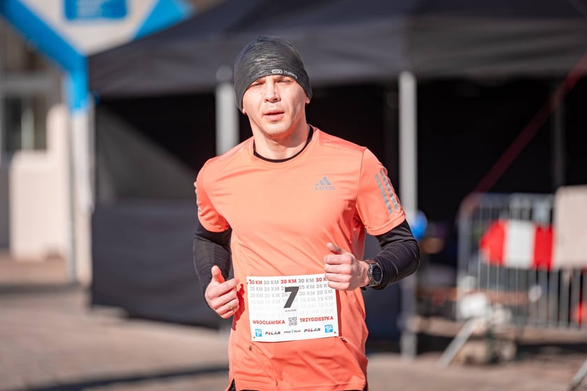 Wrocławska Trzydziestka - zdjęcia uczestników biegu na Stadionie Olimpijskim - 16 marca 2025 r.