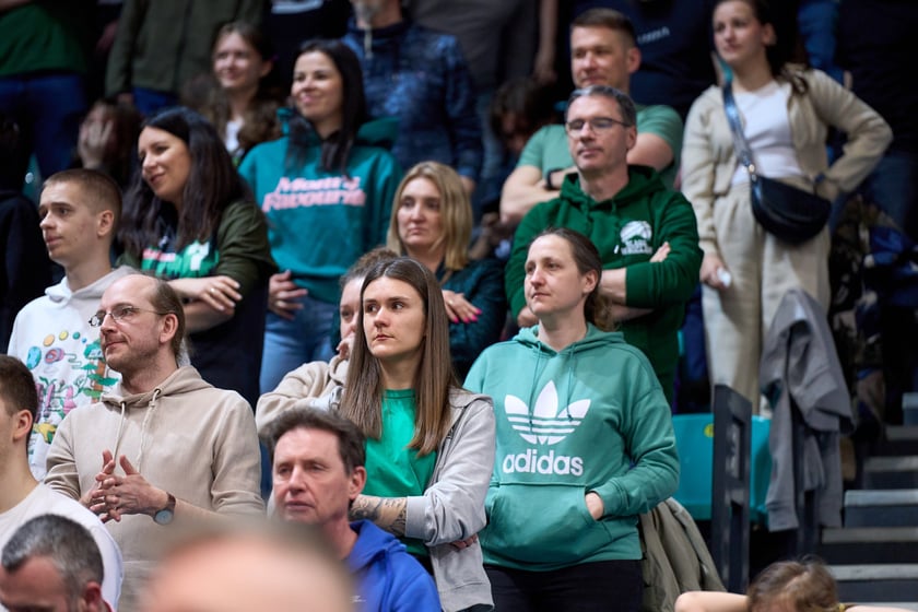 Śląsk Wrocław wygrał z Zastalem w Orbicie. Zdjęcia kibic&oacute;w