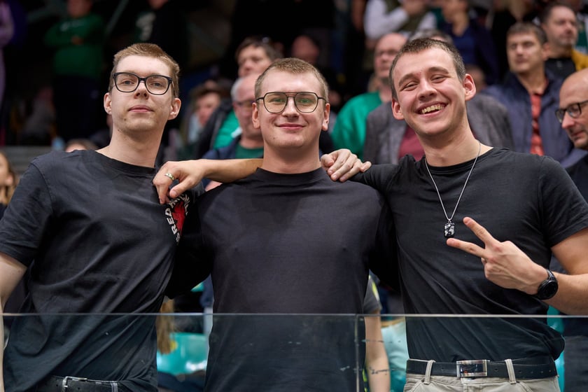 Śląsk Wrocław wygrał z Zastalem w Orbicie. Zdjęcia kibic&oacute;w