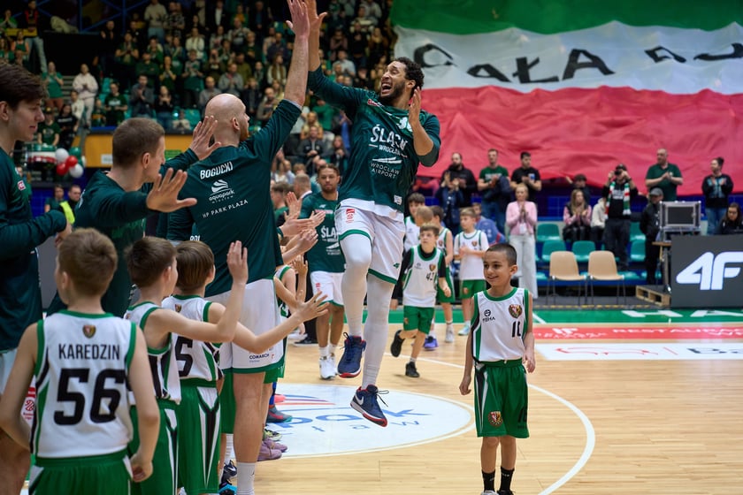 Śląsk Wrocław wygrał z Zastalem w Orbicie. Zdjęcia kibic&oacute;w