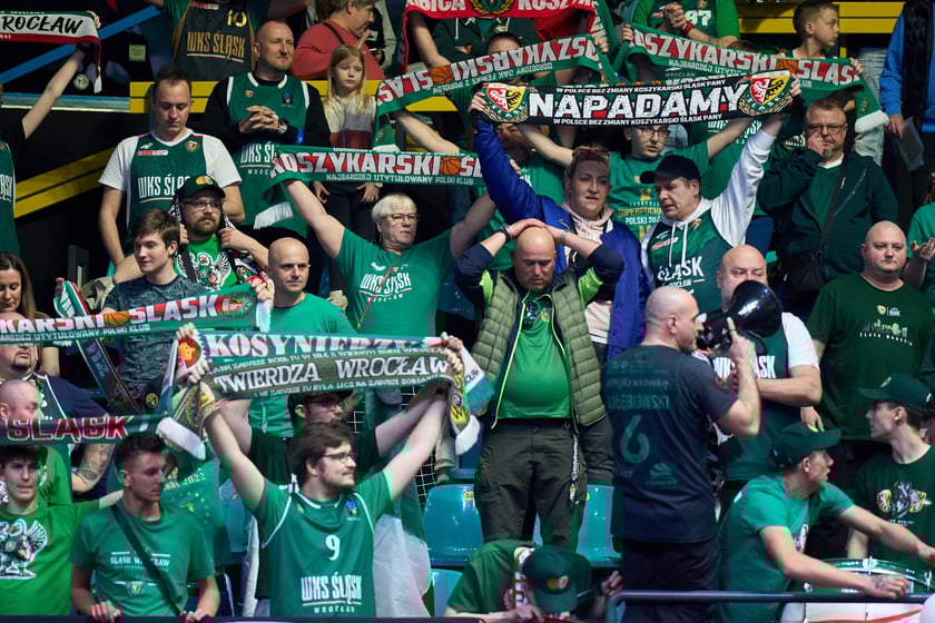 Śląsk Wrocław wygrał z Zastalem w Orbicie. Zdjęcia kibic&oacute;w