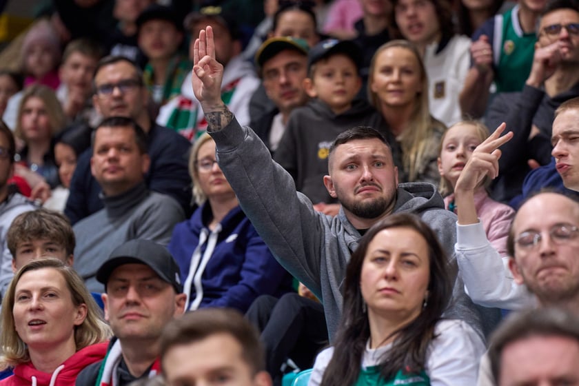 Śląsk Wrocław wygrał z Zastalem w Orbicie. Zdjęcia kibic&oacute;w