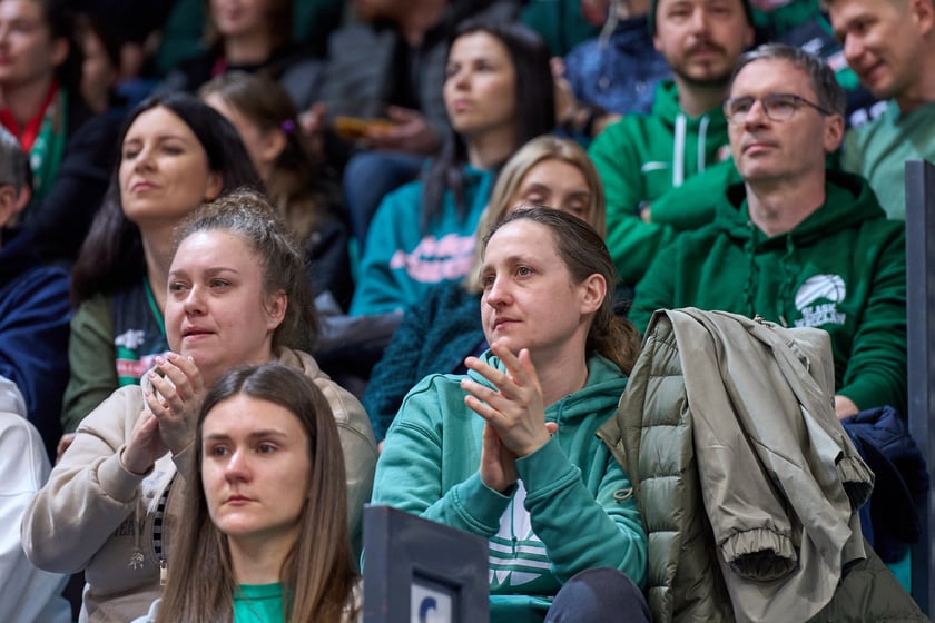 Śląsk Wrocław wygrał z Zastalem w Orbicie. Zdjęcia kibic&oacute;w