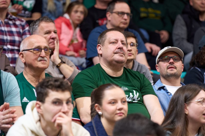 Śląsk Wrocław wygrał z Zastalem w Orbicie. Zdjęcia kibic&oacute;w