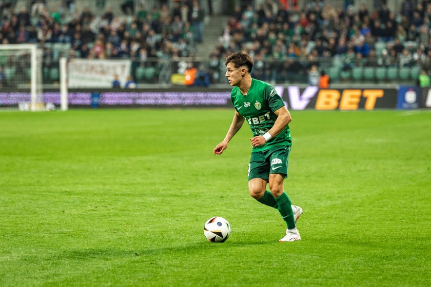 29 marca, Śląsk Wrocław pokonał u siebie Lecha Poznań 3:1