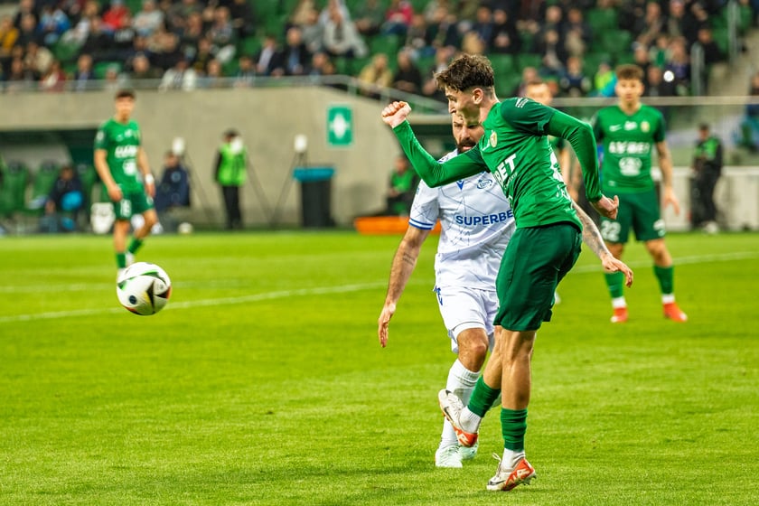 29 marca, Śląsk Wrocław pokonał u siebie Lecha Poznań 3:1