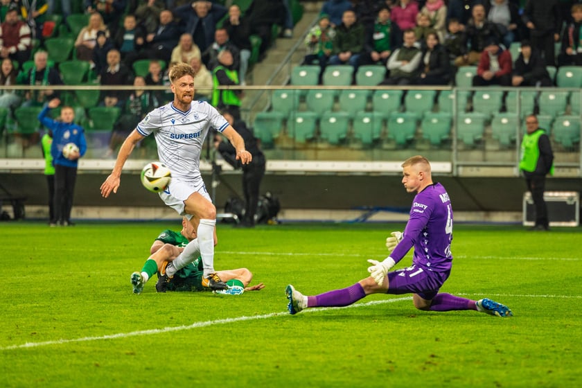 29 marca, Śląsk Wrocław pokonał u siebie Lecha Poznań 3:1