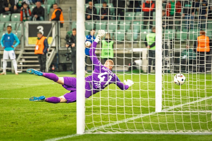 29 marca, Śląsk Wrocław pokonał u siebie Lecha Poznań 3:1