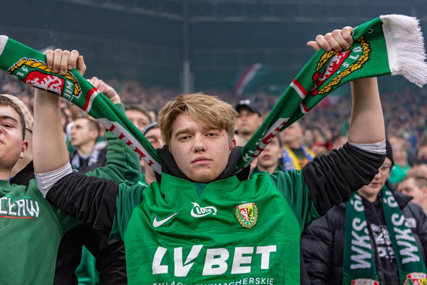 29 marca, Śląsk Wrocław pokonał u siebie Lecha Poznań 3:1