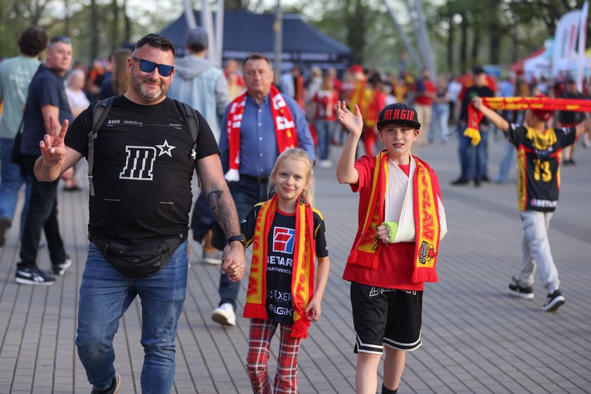 Mecz Sparta - Falubaz. Inauguracja sezonu PGE Ekstraligi we Wrocławiu