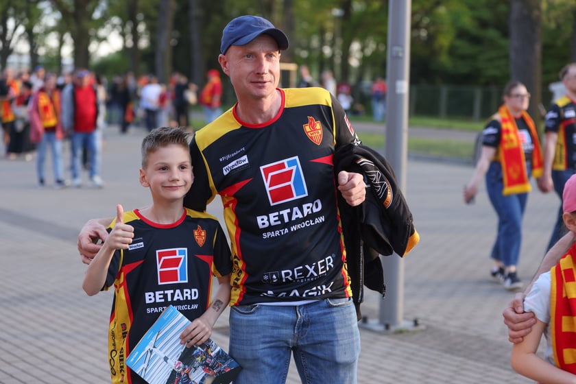Mecz Sparta - Falubaz. Inauguracja sezonu PGE Ekstraligi we Wrocławiu