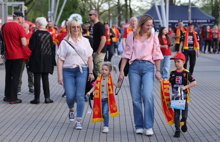 Mecz Sparta - Falubaz. Inauguracja sezonu PGE Ekstraligi we Wrocławiu