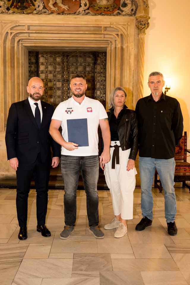 Wrocław nagrodził najlepszych sportowców i trenerów za ich sukcesy w 2024 roku