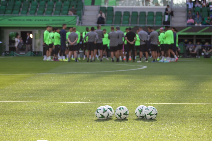 Trening Betisu na stadionie we Wrocławiu przed finałem z Chelsea, 27 maja