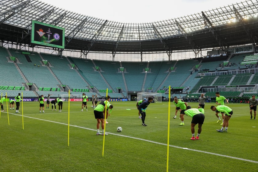 Trening Betisu na stadionie we Wrocławiu przed finałem z Chelsea, 27 maja
