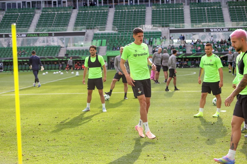 Trening Betisu na stadionie we Wrocławiu przed finałem z Chelsea, 27 maja