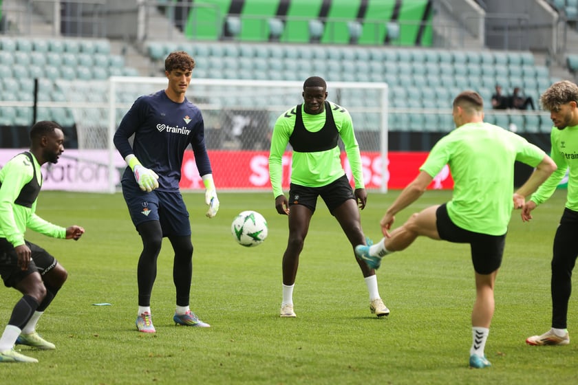 Trening Betisu na stadionie we Wrocławiu przed finałem z Chelsea, 27 maja